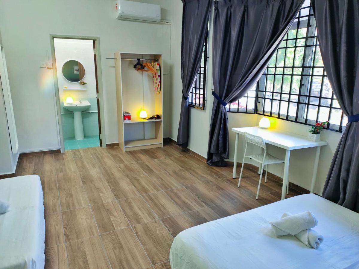 Semi-Detached, Up To 21 Pax, 4 Bedrooms, 3 Bathrooms, 4 Car Parks By Star Home 峇六拜 外观 照片