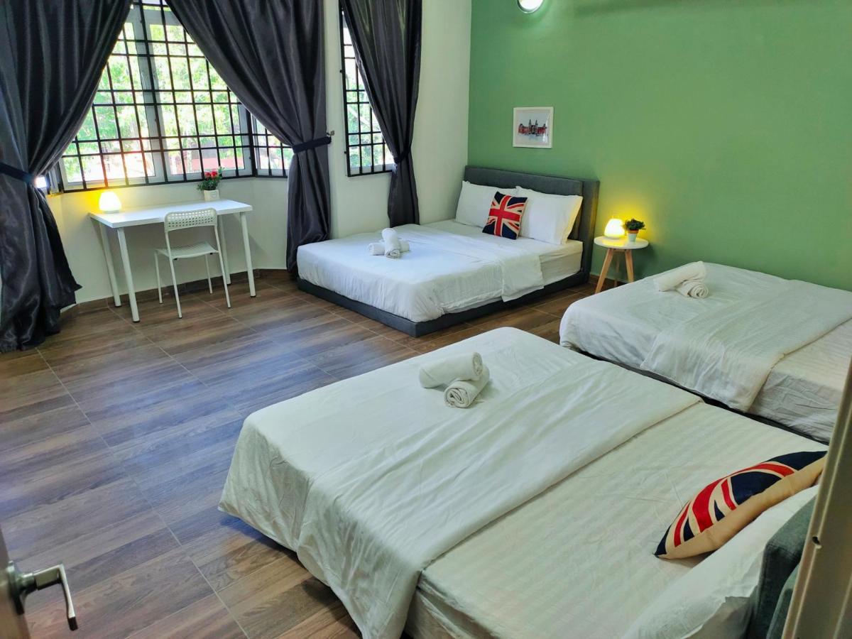 Semi-Detached, Up To 21 Pax, 4 Bedrooms, 3 Bathrooms, 4 Car Parks By Star Home 峇六拜 外观 照片